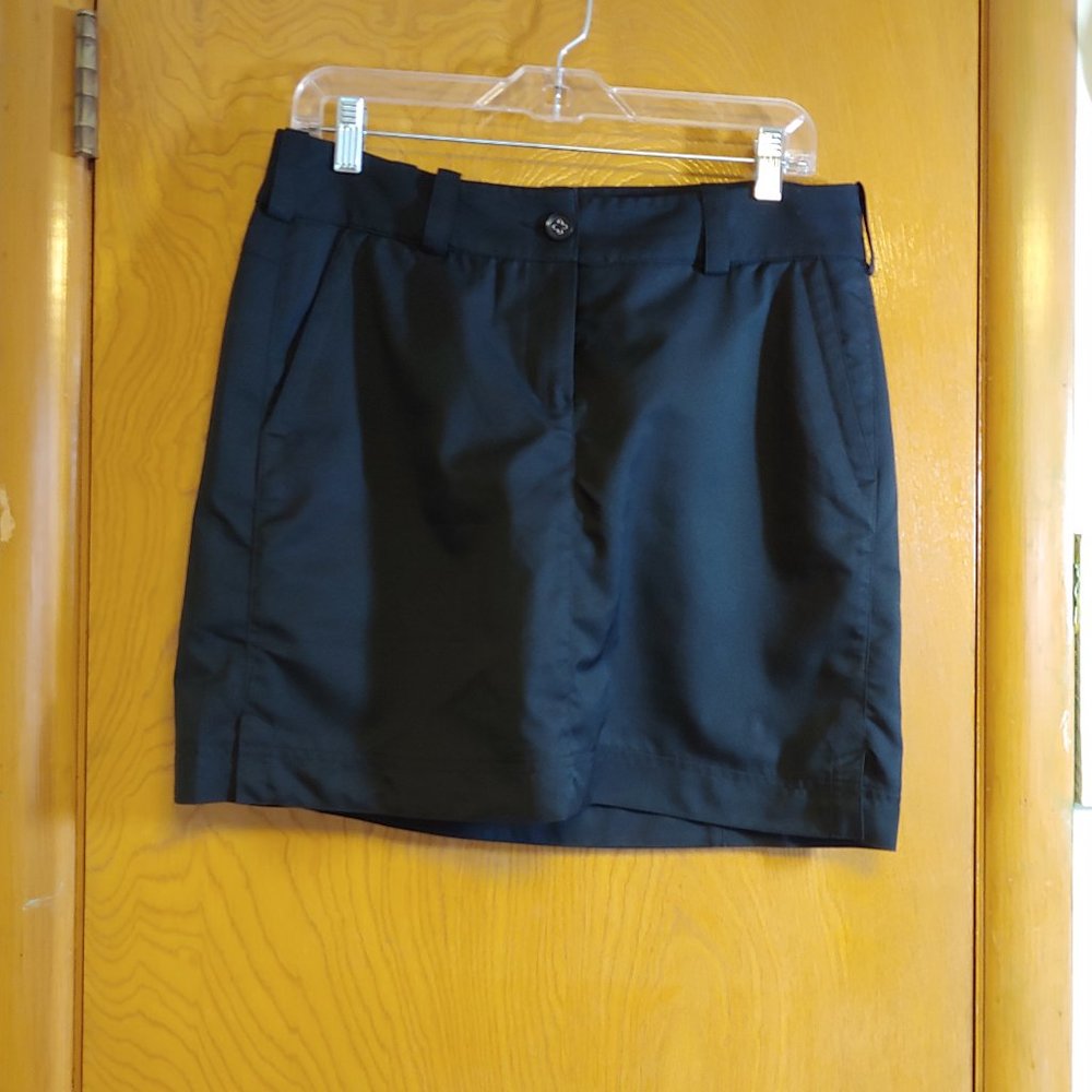 Nike golf skort